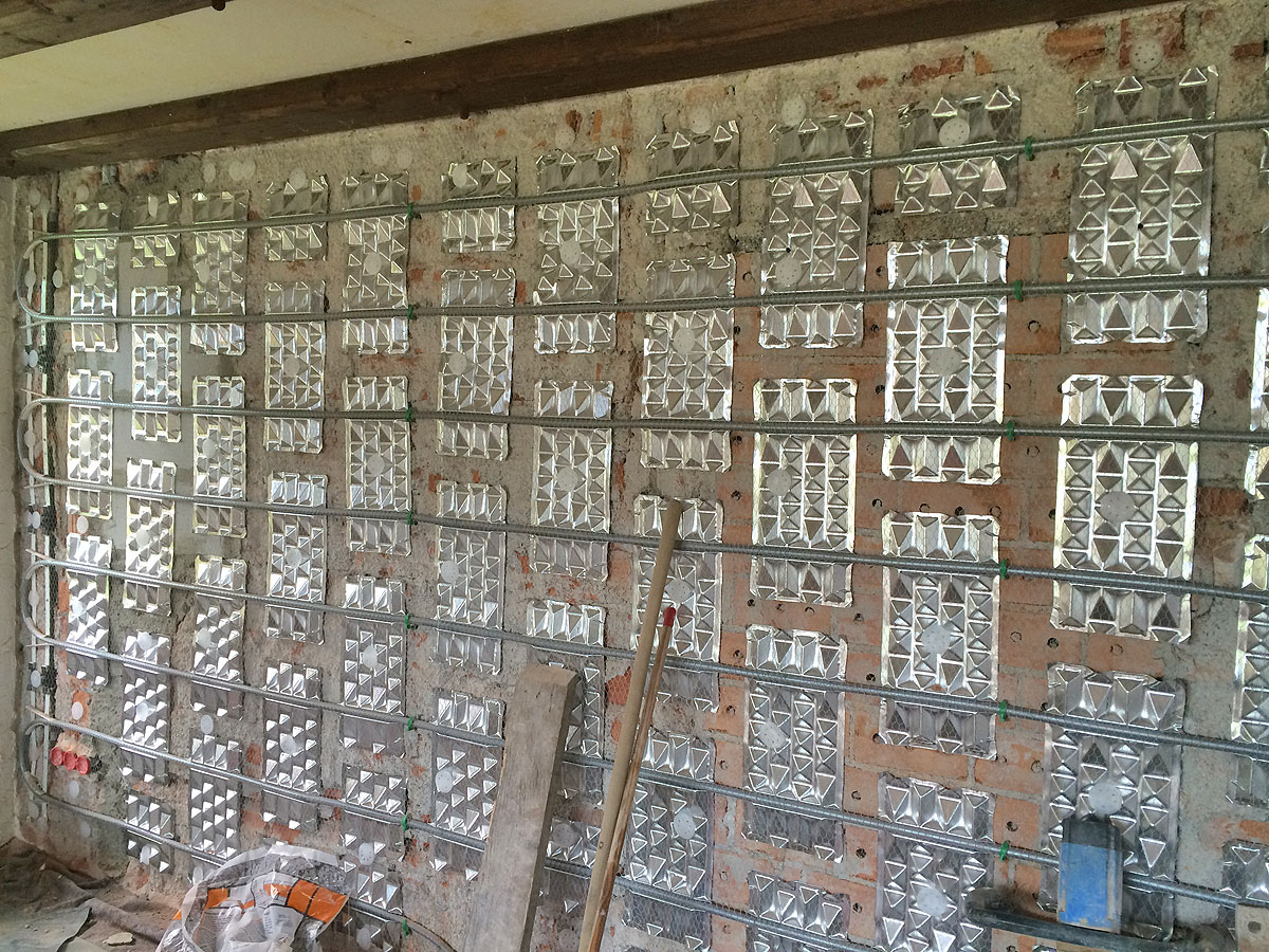 1837_img1_b.jpg (412 KB)