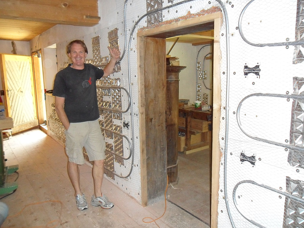 1836_img1_b.jpg (189 KB)