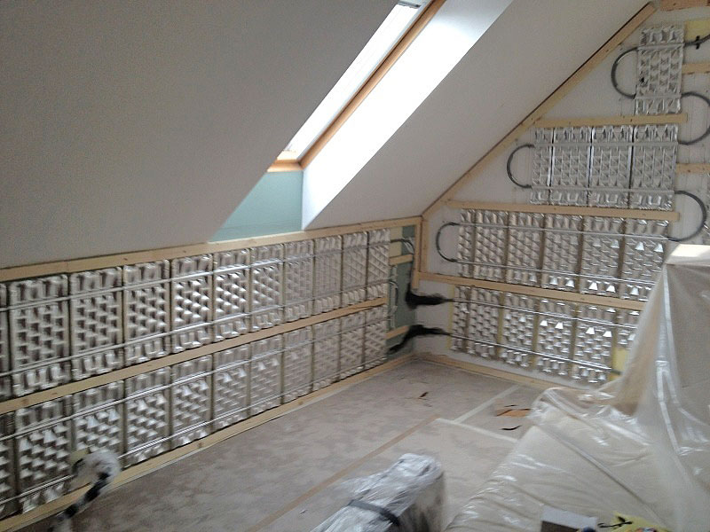 1848_img1_b.jpg (108 KB)